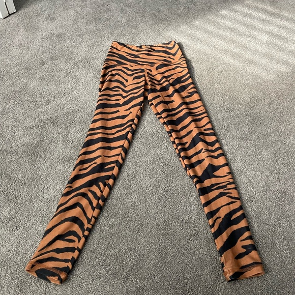 Leopard print leggings - Picture 2 of 3